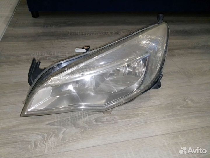 Фара передняя опель астра j