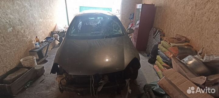 Volkswagen Golf 1.6 МТ, 2006, битый, 238 000 км