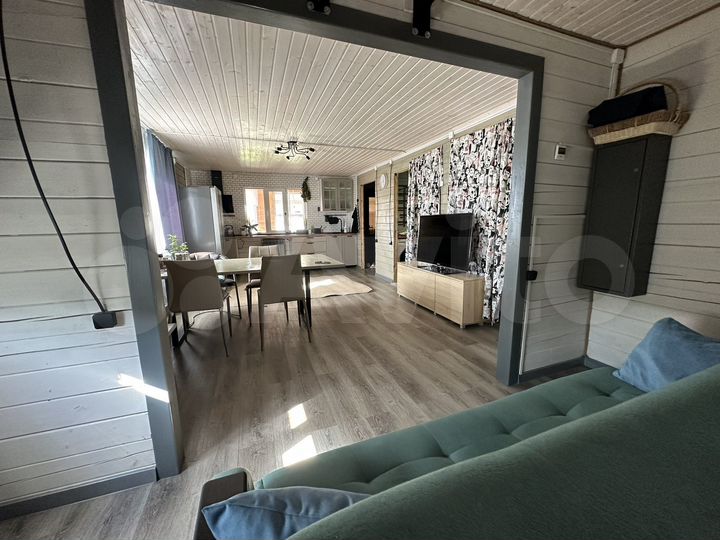 Дом 167,8 м² на участке 10 сот.