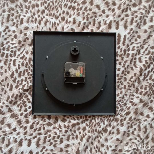 Часы электронные настенные СССР anlida