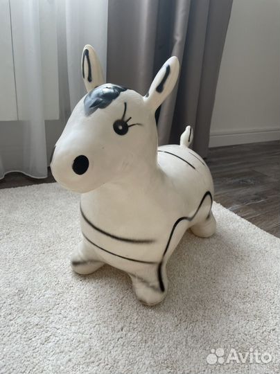 Детская надувная зебра-попрыгун новая