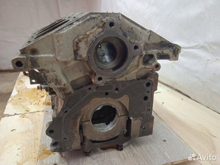 Блок двигателя Opel Omega B X30XE 1995