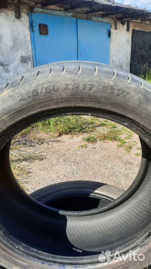 Kumho Ecsta HS51 215/50 R17