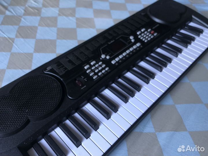 Синтезатор tesler