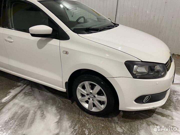 Volkswagen Polo 1.6 AT, 2012, 180 000 км