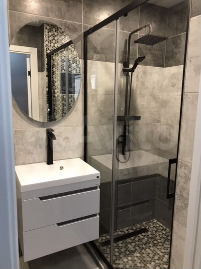 2-к. квартира, 51 м², 1/9 эт.