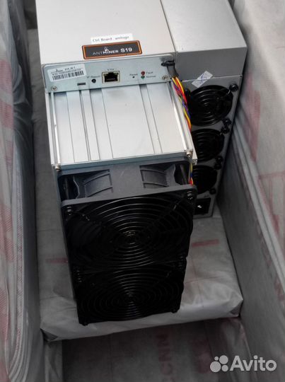 Asic майнер Bitmain Antminer S19
