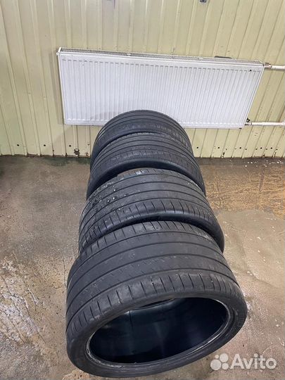 Michelin Pilot Sport 4 S 255/35 R20 и 295/30 R20
