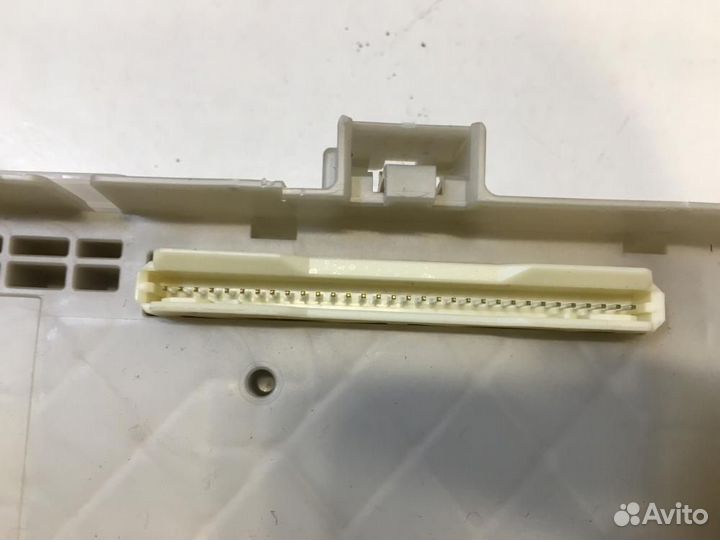 Блок предохранителей Toyota Camry ASV50 50 55