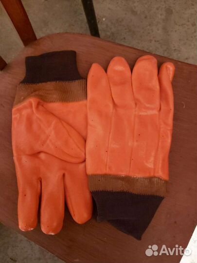 Перчатки резиновые с манжетом