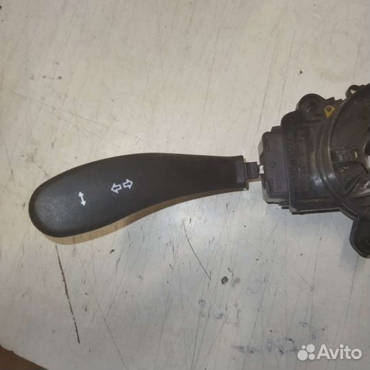 Подрулевой переключатель Chevrolet Niva