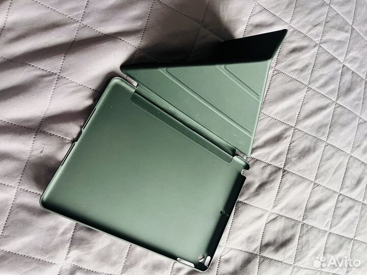 Чехол для iPad 6 gen. Б/У