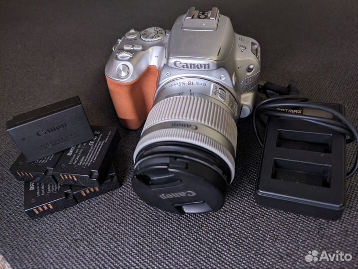 Фотоаппарат canon 200d