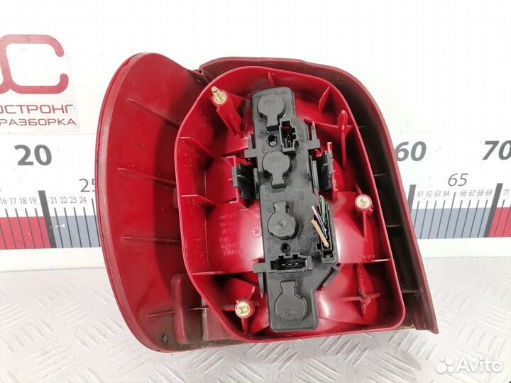 Фонарь задний правый Volkswagen Polo 3 2000