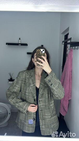 Пиджаки женские