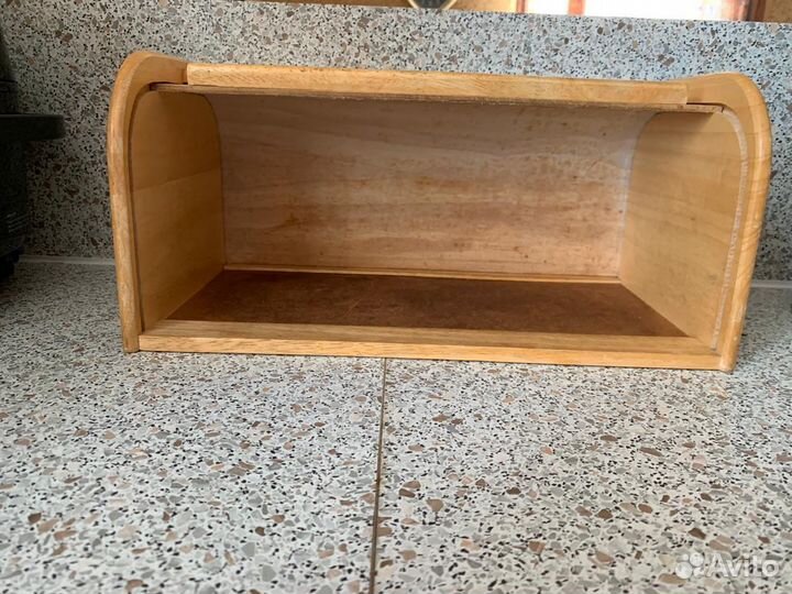 Хлебница деревянная