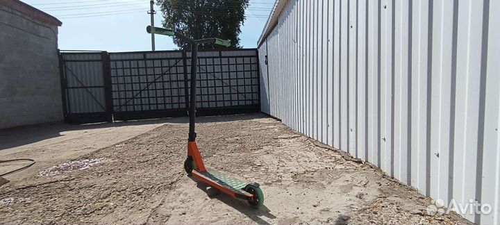 Самокат Tech team duker 202