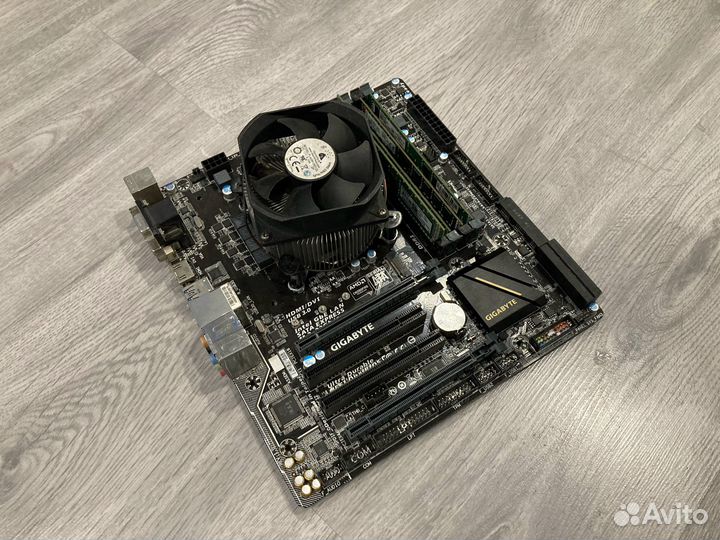 Комплект Intel Core i3-7100/14 GB/Gigabyte/Cooler