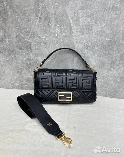 Сумка Fendi baguette
