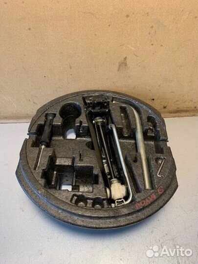 Ящик под инстумент Volkswagen Golf 6