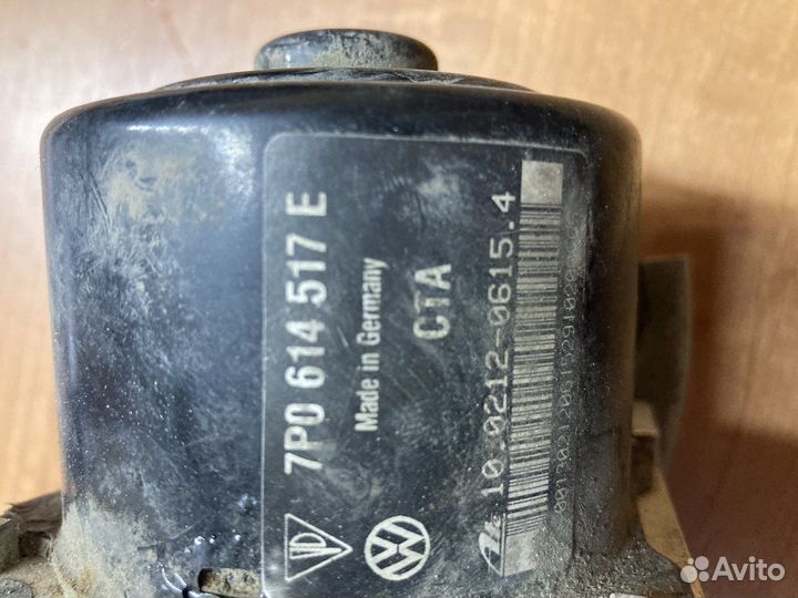 Volkswagen Touareg блок abs насос