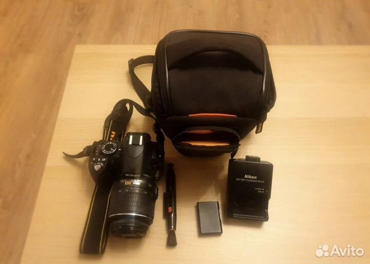 Зеркальный фотоаппарат Nikon D3100