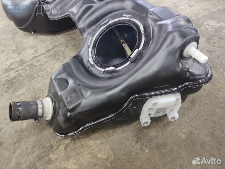 Бензобак / топливный бак n13 на BMW F20 s1140536