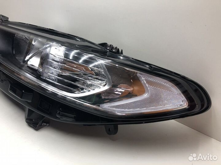 Фара левая Ford Mondeo V 2015+