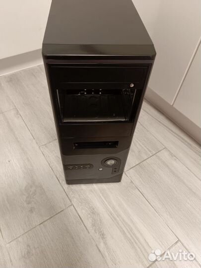 Системные блоки, мониторы