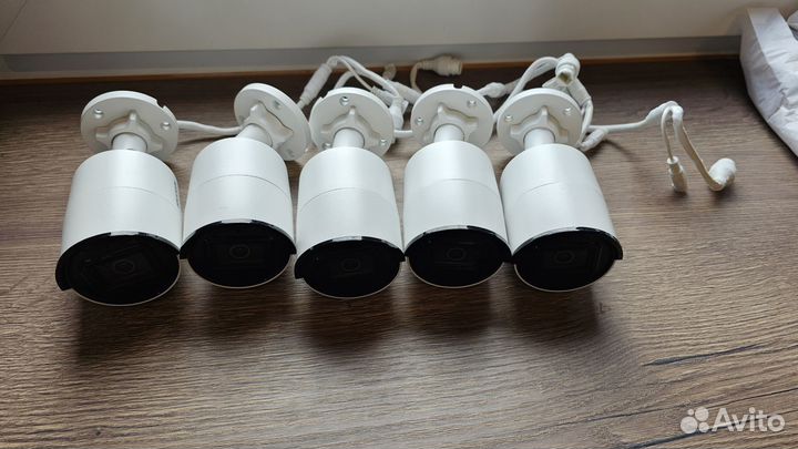 Комплект видеонаблюдения Hikvision: IP-камеры, NVR