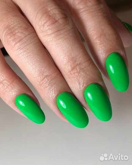 Нужна модель на маникюр