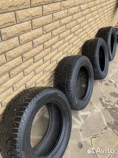 Nokian Tyres Hakkapeliitta SUV 275/55 R17