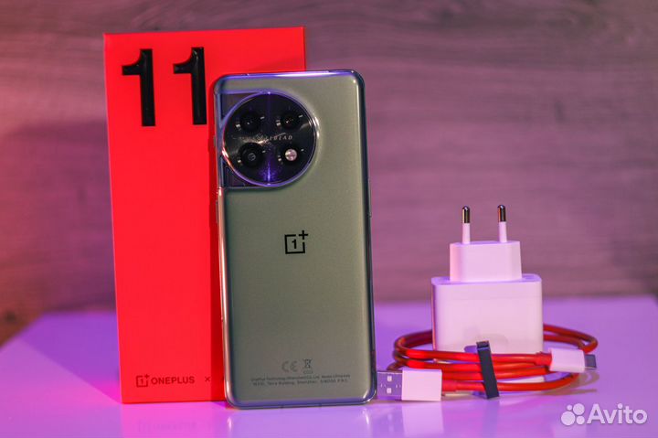 OnePlus 11, 16/256 ГБ