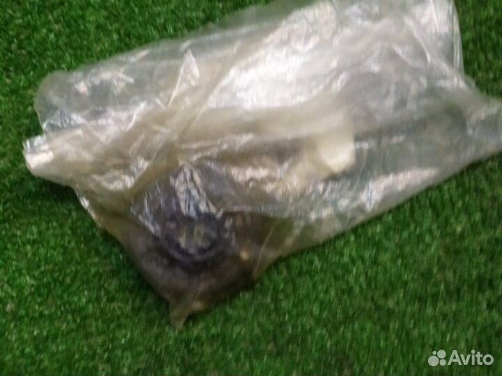 Втулка крепления радиатора верхняя Opel Astra J