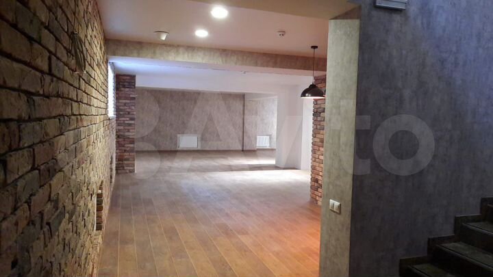 Свободного назначения, 299 м²