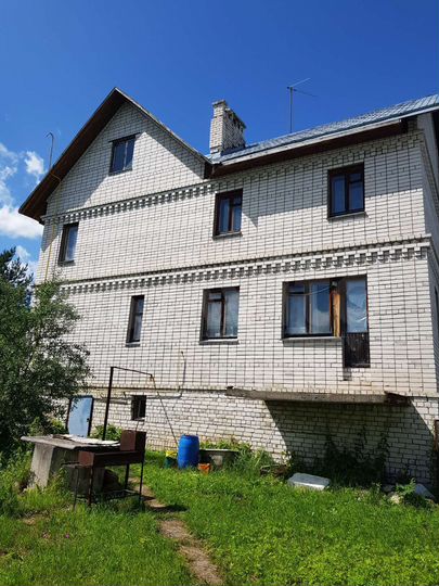 Коттедж 370 м² на участке 15 сот.