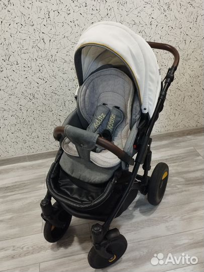 Коляска 3 в 1 Tutis Zippy Viva серый/белый