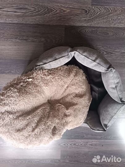 Лежанка для собак и кошек