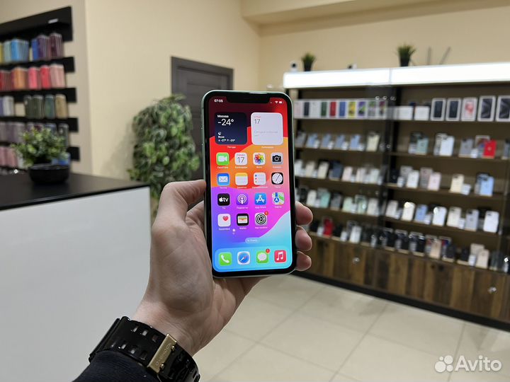 iPhone 11, 256 ГБ