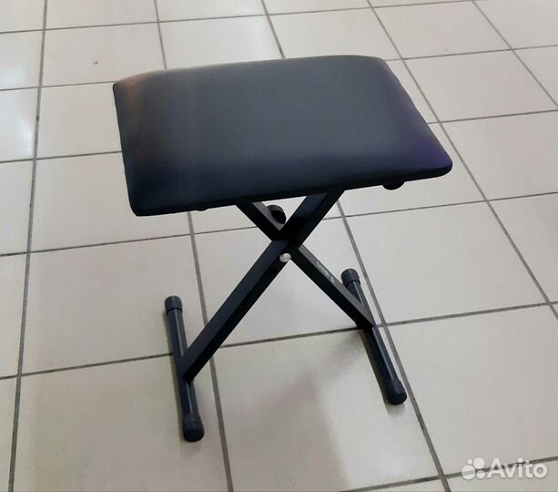 Банкетка для пианино