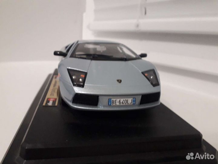 1:24 Lamborghini Murcielago 2002г burago