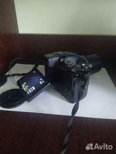 Зеркальный фотоаппарат