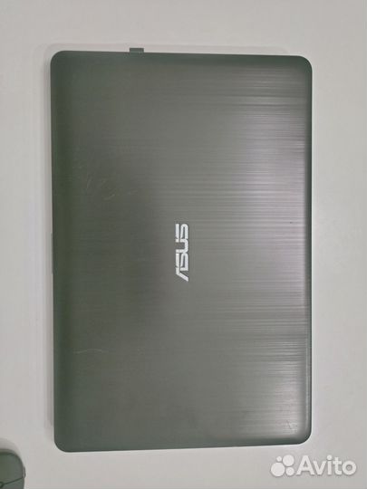 Ноутбук asus