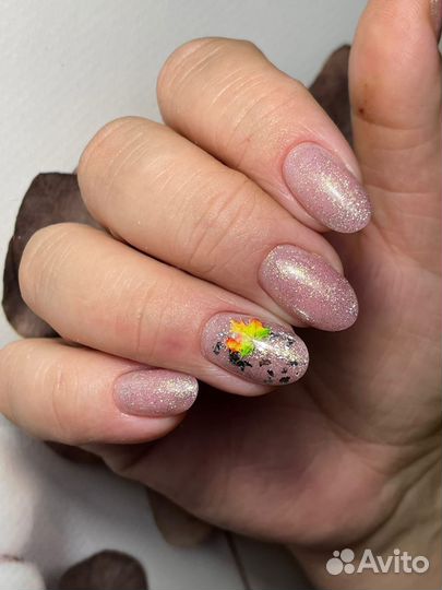 Маникюр и педикюр