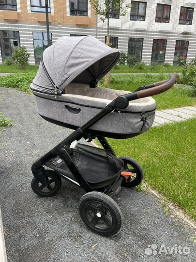 Коляска Stokke trailz