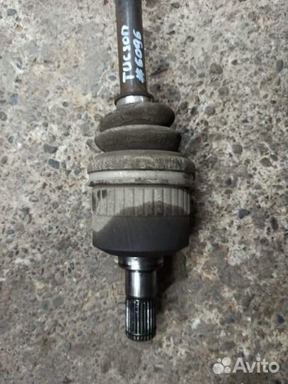 Привод передний левый Hyundai Tucson JM