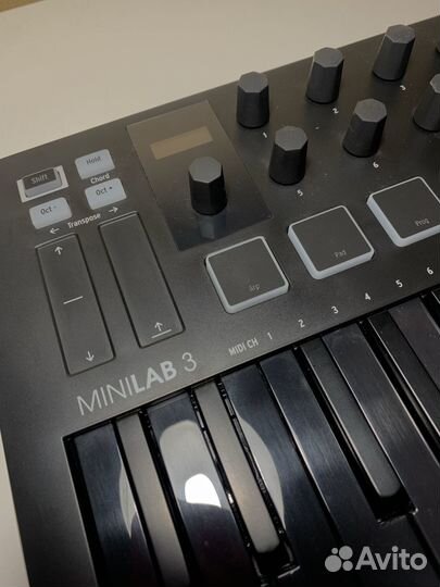 Midi клавиатура Arturia MiniLab 3 Deep Black