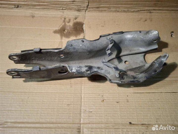 Рычаг задний Mercedes Benz S-Klass W-220