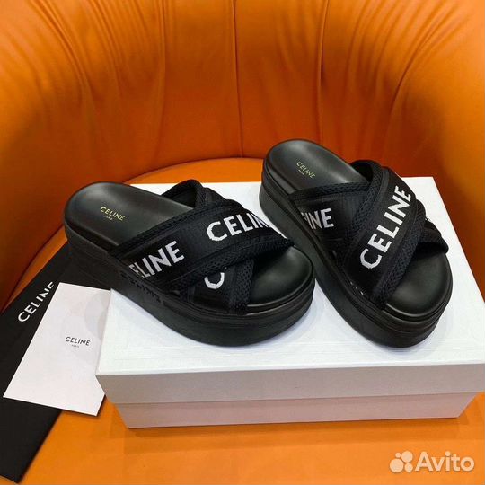 Шлепанцы на платформе Celine