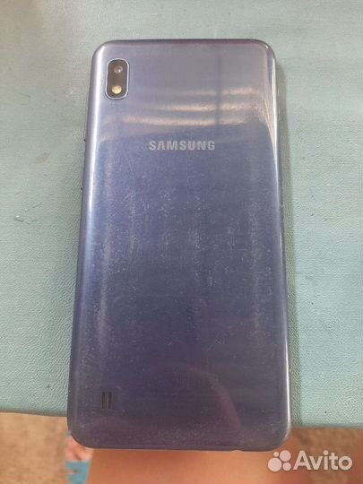 Телефон Samsung А10